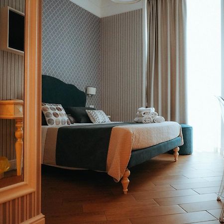 Florita Napoli Hotel Buitenkant foto
