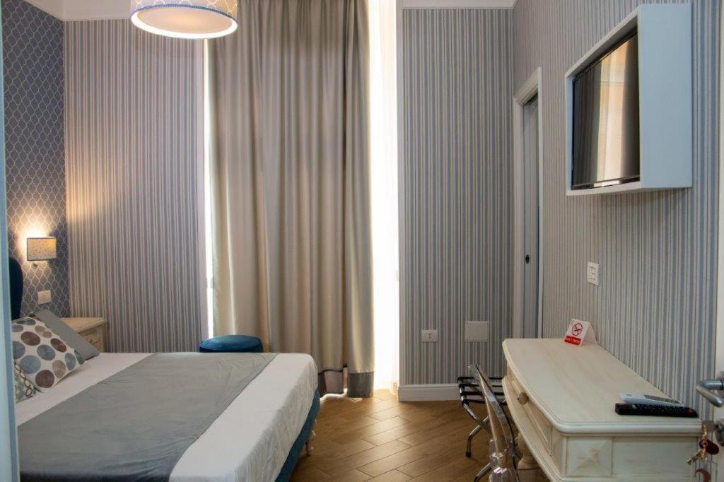 Florita Napoli Hotel Buitenkant foto